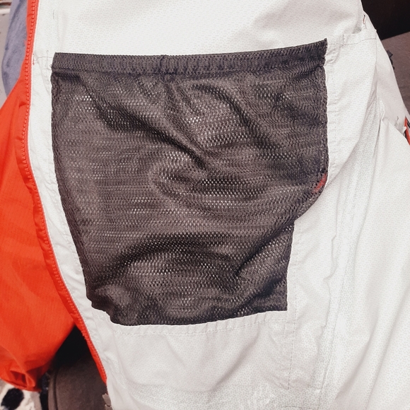 Patagonia Windbreaker - Picture 17 of 17